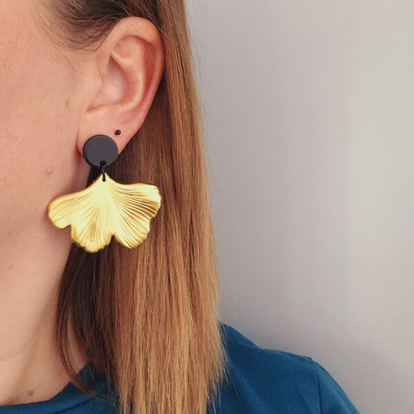 Party Flower - Gold
