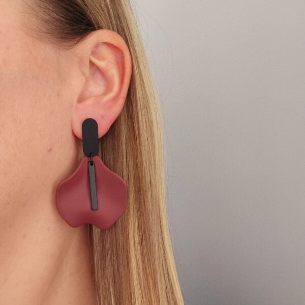 Burgundy Leaf - Black